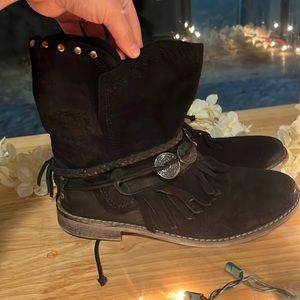 Leather boots must go!